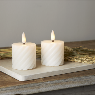 LED Stumpenkerzen 2er Set Flamme Swirl